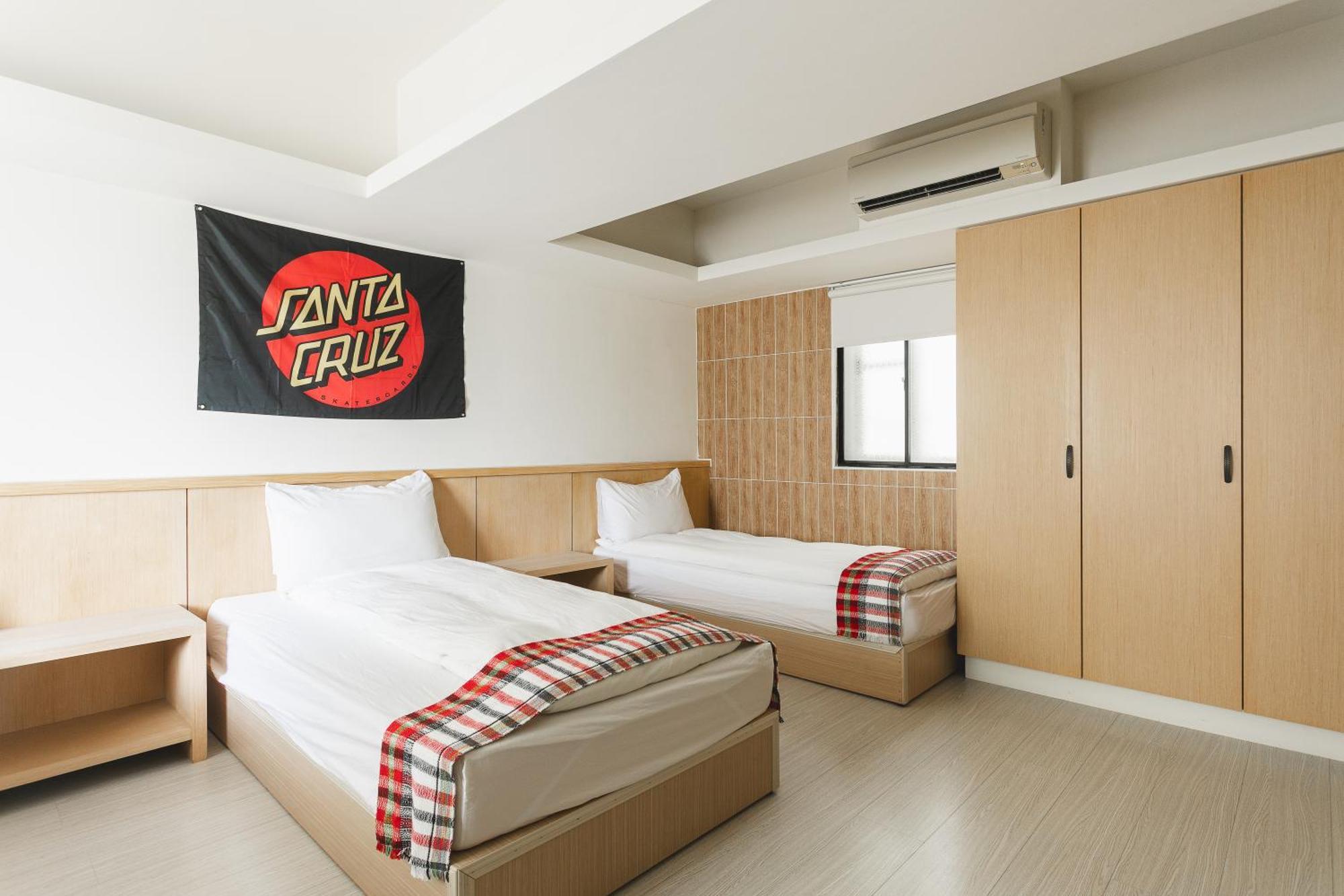 Tropical Low Boundary B&B Donghe Exterior foto
